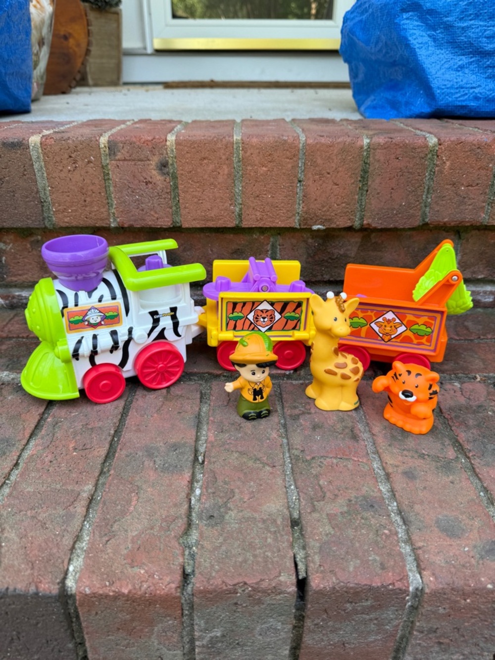 2018 Little People Fisher Price Zoo Train Giraffe Tiger Figures